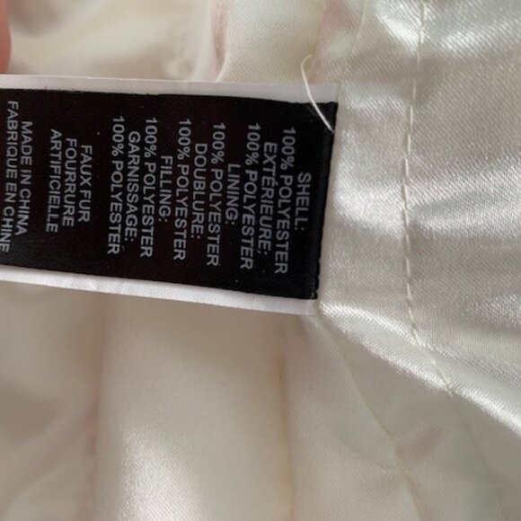 Regal Creme Faux Fur - Picture 4 of 4